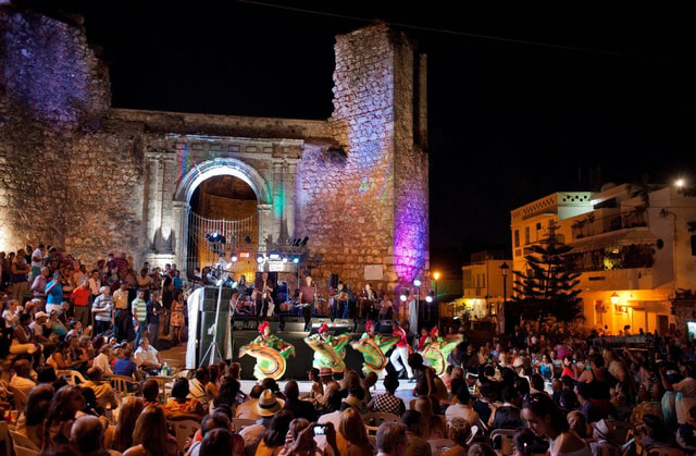 Santo Domingo: Colonial Zone Night with bachata, merengue