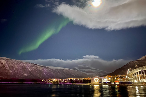 Tromsø: Crucero nocturno por el Ártico con sopa de pescado