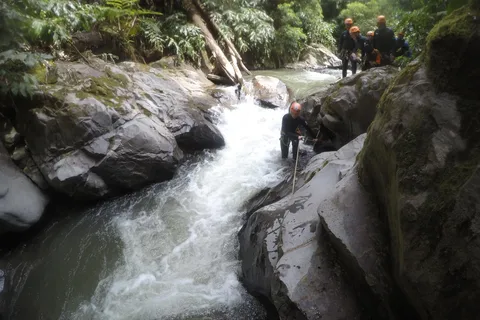 Sao Miguel, Azoren: Canyoning-Erlebnis in Ribeira Grande