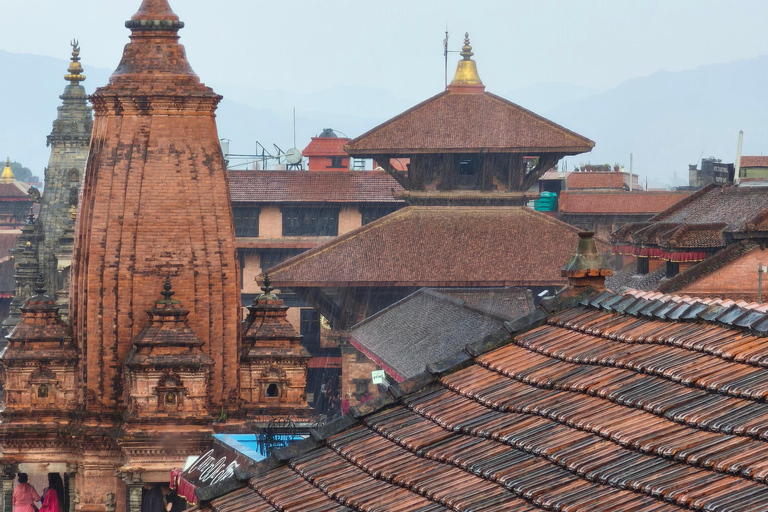 Kathmandu: Bhaktapur and Nagarkot 2-Day Private Tour