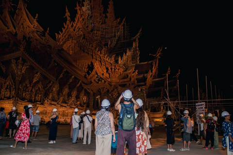 Pattaya: Sanningens helgedom InträdesbiljettDag: Sanningens helgedom Entrébiljett