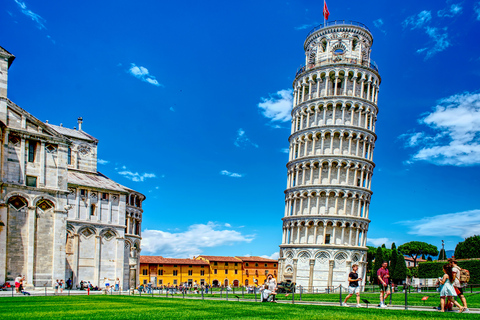 Florence: Pisa - Lucca Private Full Day Tour