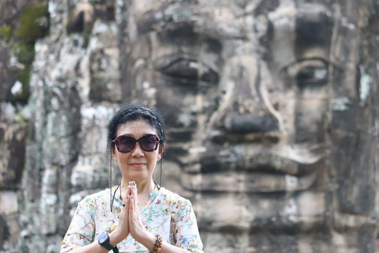 From Siem Reap: Phnom Penh Day Trip with Transfers Private Tour