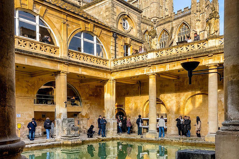London: Stonehenge, Castle Combe, & Bath Luxury Private Tour