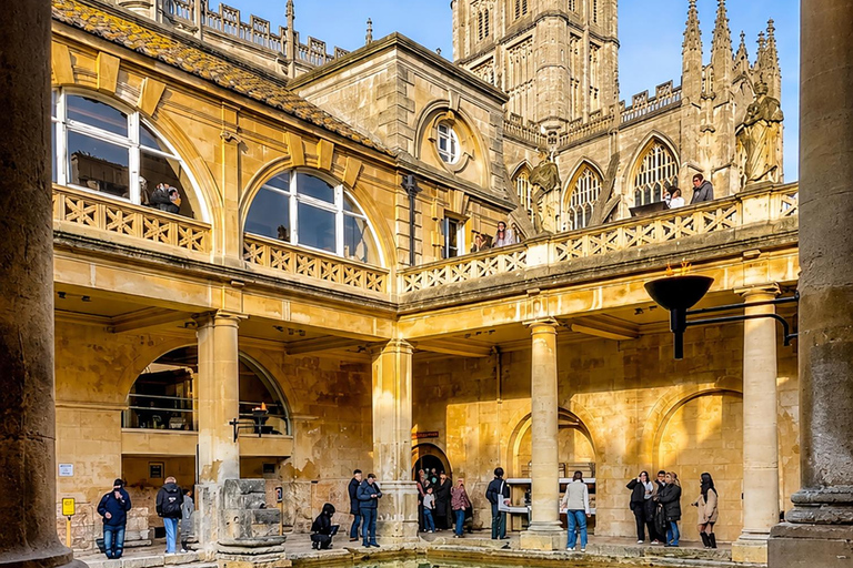 London: Stonehenge, Castle Combe, & Bath Luxury Private Tour
