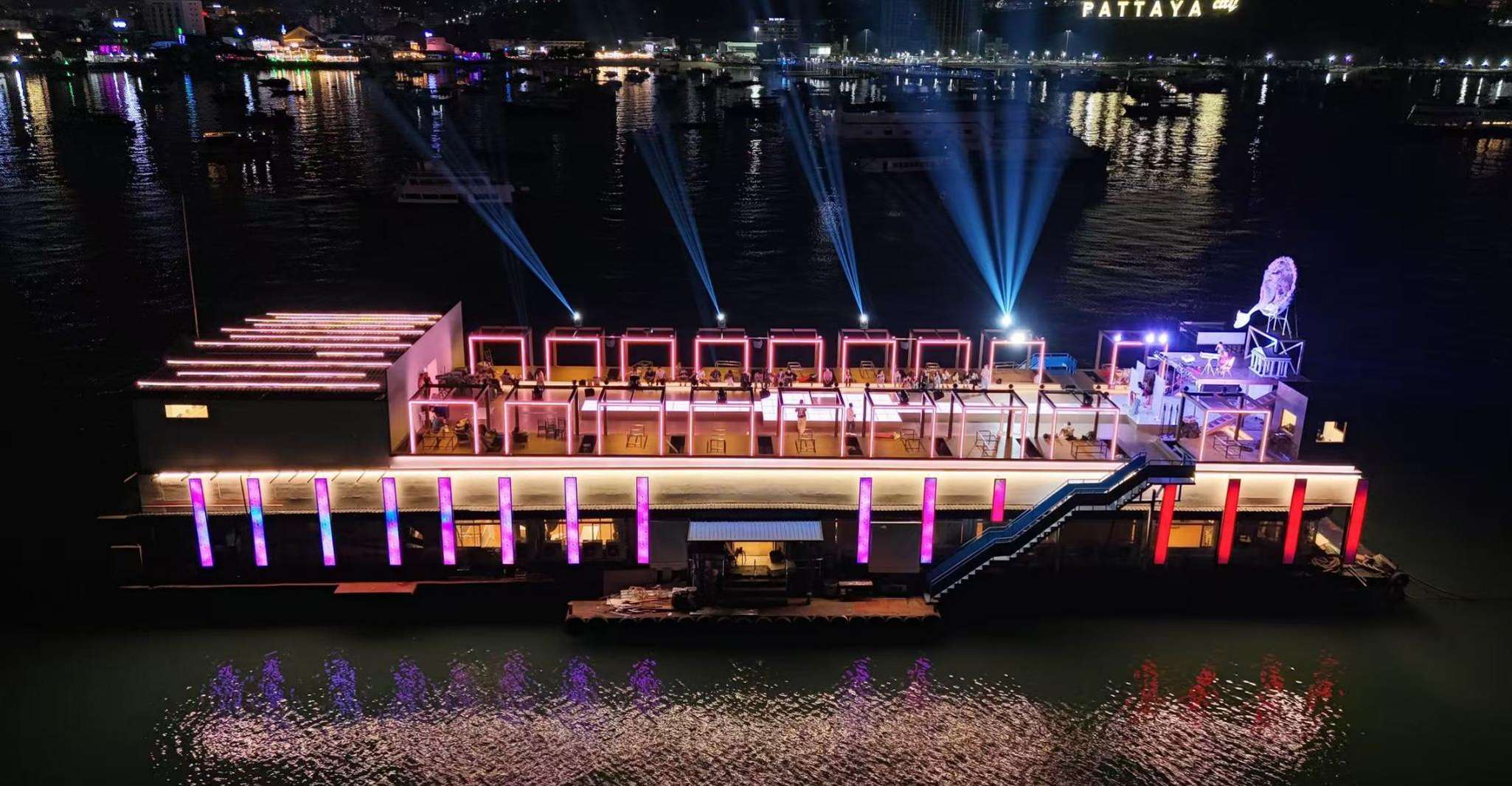 Pattaya Oriental Atlantis Buffet and Show Plus