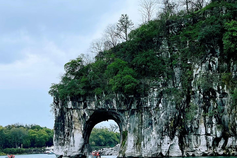 جوهر مدينة غويلين: إطلالة على قمة التل والحرف اليدوية ورحلة نهريةدليل للغات أخرى