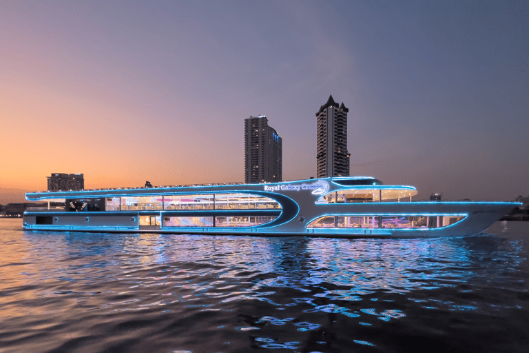 Bangkok: Cena en Crucero por el Río Chao Phraya Música y Danza en Directo