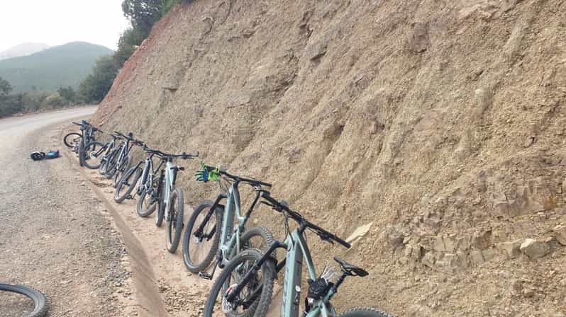 Marrakech : excursion d'une journée en vélo électrique et montagnes de l'Atlas - trekking