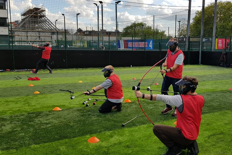 Jeu de combat de tir à l&#039;arc avec arcs et flèches