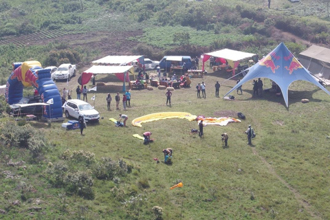 Sky Camp Kijabe, Rift Valley. skärmflygning