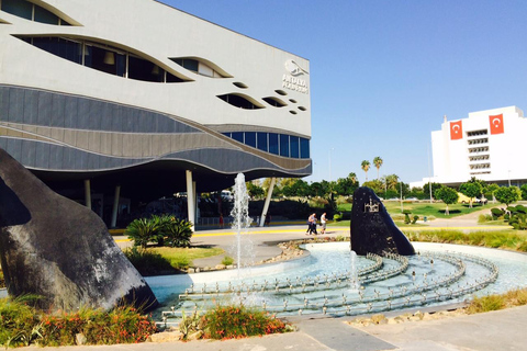 Antalya: Aquarium Tour with Hotel Pickup & Combo Options Antalya Aquarium & Wax Museum Entry Ticket