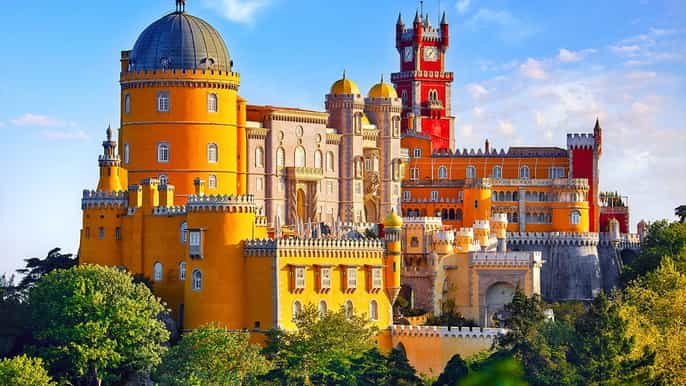 Lisbon: Pena Palace, Sintra, Cabo da Roca & Cascais Day Tour