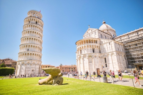 Desde Montecatini: tour de medio día por Pisa y la torre inclinadaTour en francés con entrada a la torre inclinada - Tarde