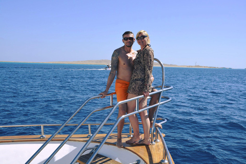 Full-Day Snorkeling and Island Tour with Luxury cruise Tranquil Escape to Mahmya Island