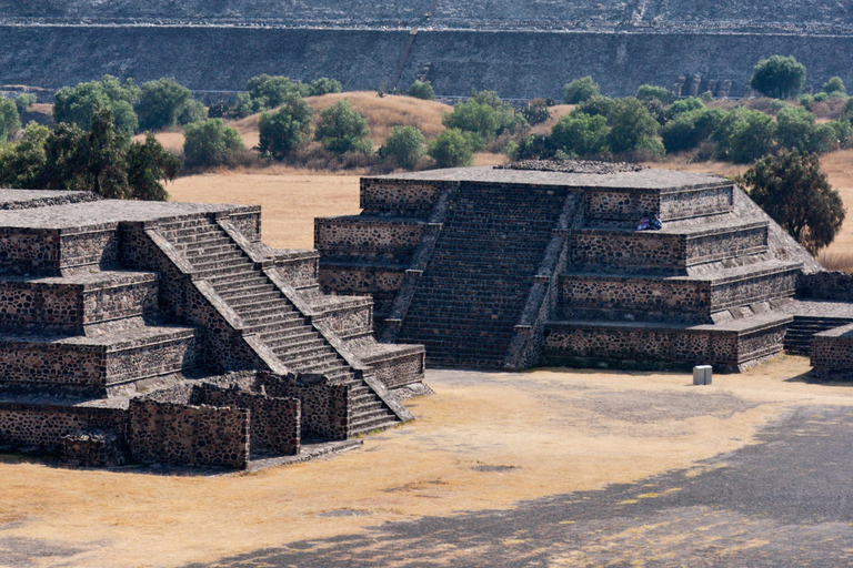 Depuis CDMX : visite guidée de Teotihuacán et GuadalupeAu départ de CDMX : visite guidée à Teotihuacan et Guadalupe