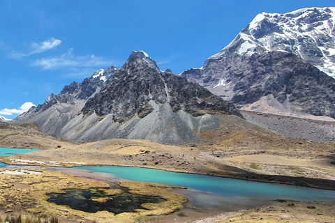 Cusco: 1-day Tour to the 7 lakes of Ausangate |with lunch|