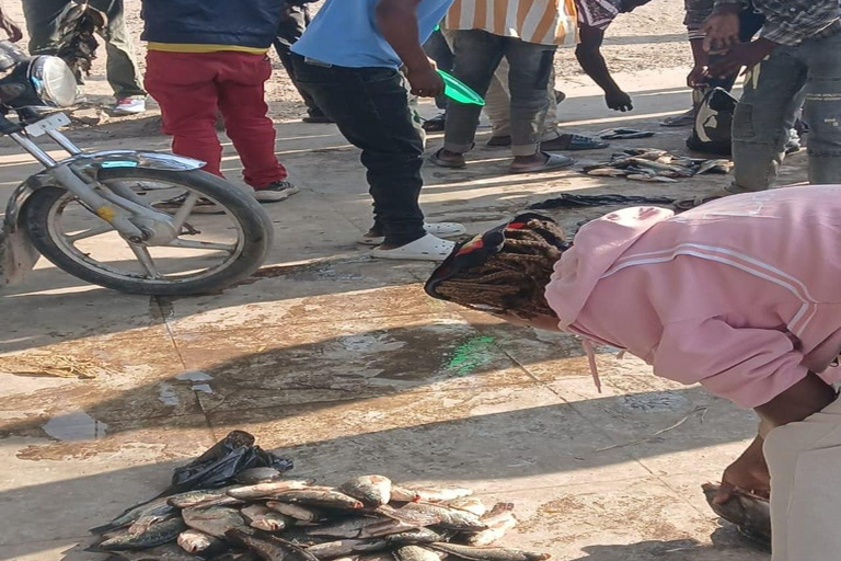Addis Ababa: 2-Day Awasa Tour with Fish Market Food Tasting Fisherman and fish market