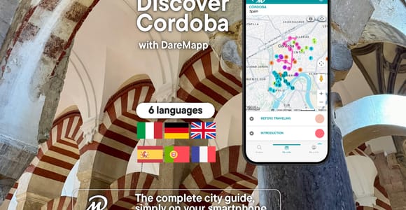 Córdoba: Guided Tour with Your Mobile Phone