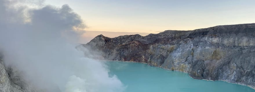 De Banyuwangi : Volcan Ijen et chutes d'eau - Excursion privée