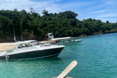 Panama City: Full Day in the Pearl Archipelago