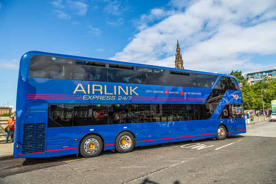 Flughafen Edinburgh: Bustransfer