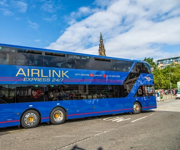 Edinburgh Airport: Bus Transfer
