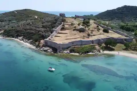 Aegean Sea: Become the Captain and Learn to Drive a Boat
