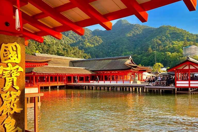Miyajima: Half Day Private Tour from Hiroshima Station