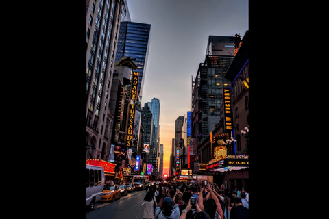 NYC: Magische stadslichten en stadsrondleiding door BroadwayNYC: Magische stadsverlichting en Broadway-stadsrondleiding per riksja