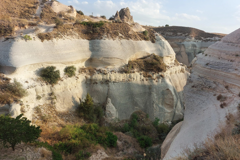 Rose Valley Sunset Hiking Tour