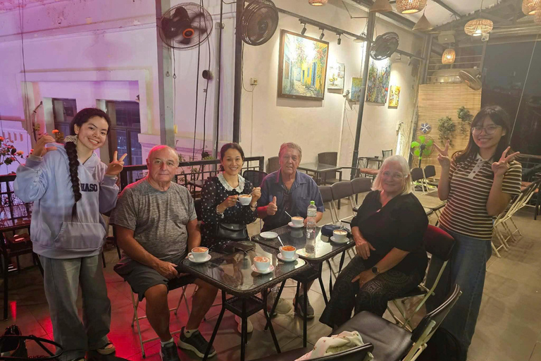 Hanoi: Private Walking Tour with Local Student War Stories Tour: Ho Chi Minh Complex & Hoa Lo Prison