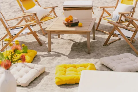Suite Riviera: Salón de Playa Privado y Montaje de Picnic
