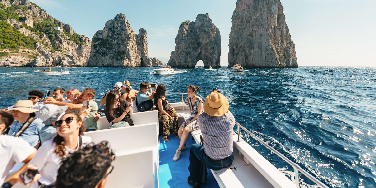 From Naples: Gulf of Naples & Capri Sightseeing Boat Tour — gallery image 1