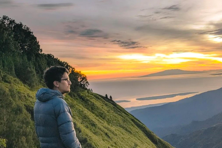 Exclusive Soft Hiking: 2-Day Pergasingan Hill Adventure Exclusive Large Groups