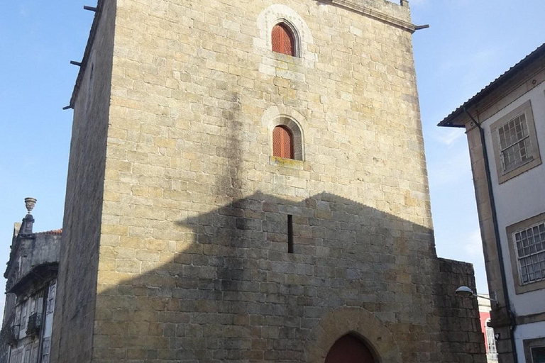 Barcelos, Ponte Lima, Viana Castelo: Private Tour from Porto