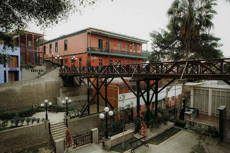 Barranco: Local Experience with Sunset Option and Pacific Views