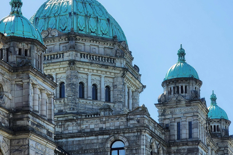 Vancouver: Victoria and Butchart Gardens Day Trip
