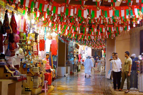 From Souq to Mall: Muscat Shopping Experience (4 Hours )