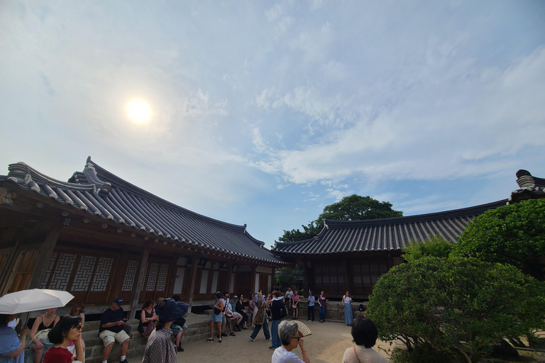 Au départ de Busan : visite du patrimoine UNESCO de Gyeongju avec vue nocturneGyeongju : départ de Busan pour une visite guidée du patrimoine de l&#039;UNESCO avec vue nocturne