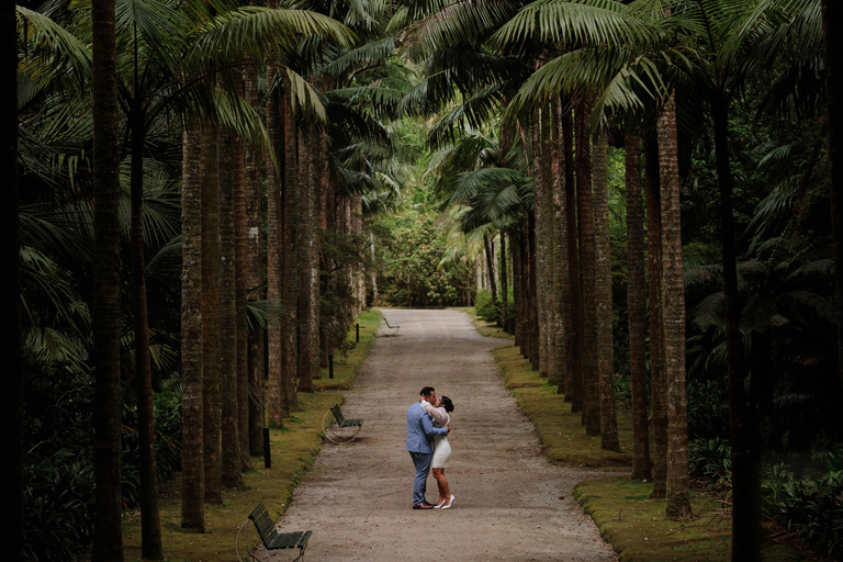 Faial Island: Private professional photoshoot experience Faial Island: Big Family private professional photoshoot