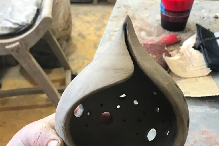 Handmade pottery class in Santorini