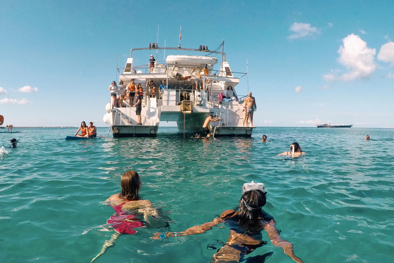 Ibiza: Formentera Boat and Bike Guide Tour +Sunset Party Gold Edition: Formentera Bike & Boat Adventure from Ibiza