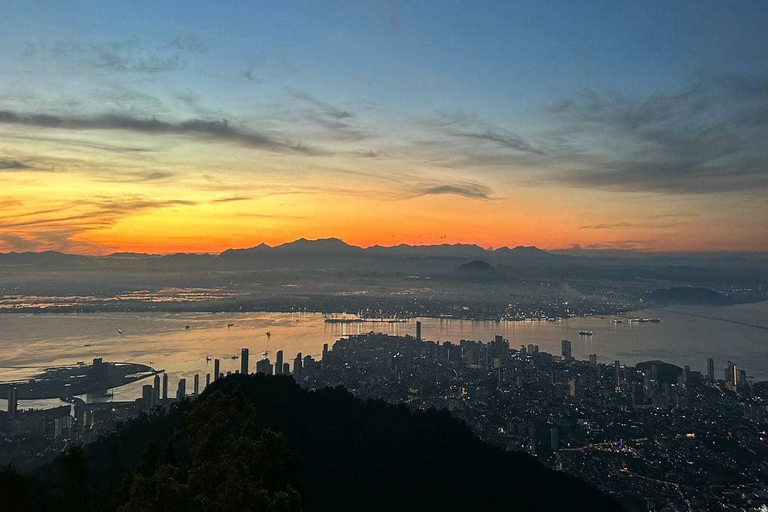 Penang: Penang Hill Sunrise Tour with Morning Market Visit