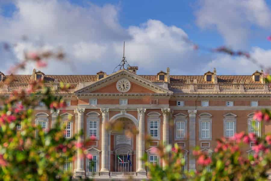 Von Neapel: Tour zum Königspalast von Caserta. Foto: GetYourGuide Von Neapel: Tour zum Königspalast von Caserta. Foto: GetYourGuide