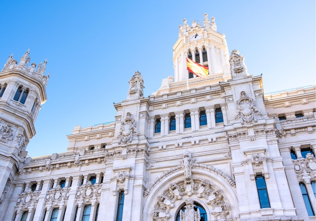 Madrid: Sights & Highlights Self-Guided App Walking tour