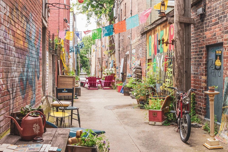 Best of Montreal Walking Tour Experience With Transit Pass