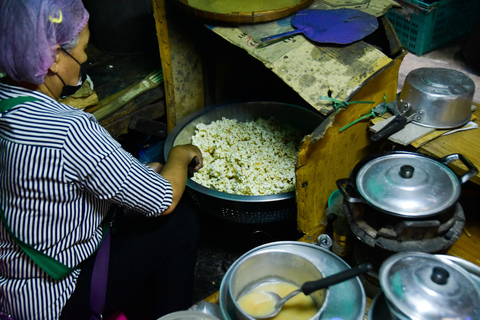Ayutthaya : Street Food Tour with Hotel Pickup and Guide