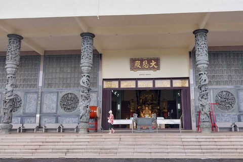 Bintan car charter + Driver Bintan Car Rent