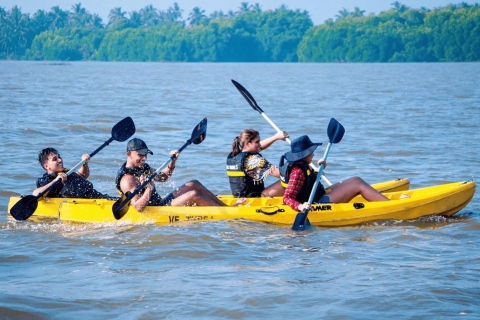 Kayak al atardecer en Negombo